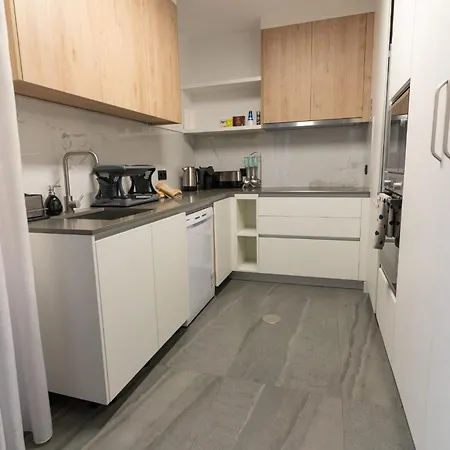 Sao Lucas Com Piscina E Parking No Apartament