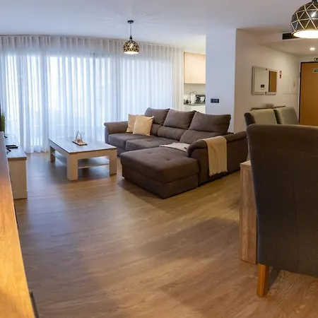 Sao Lucas Com Piscina E Parking No