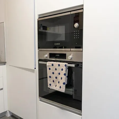 Apartament Sao Lucas Com Piscina E Parking No Funchal (Madeira)