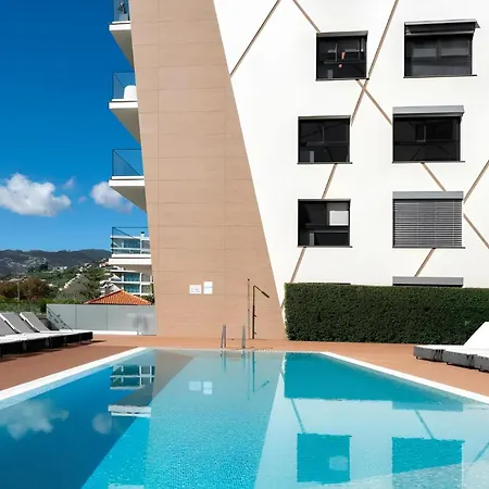 Sao Lucas Com Piscina E Parking No *