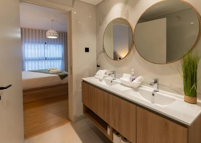 Sao Lucas Com Piscina E Parking No Appartamento