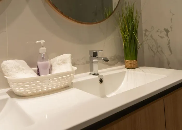 Sao Lucas Com Piscina E Parking No Appartamento Funchal (Madeira)