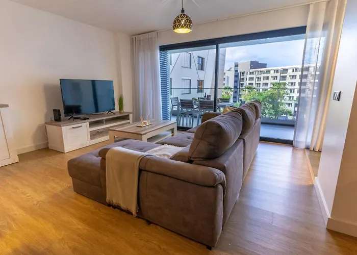 Appartamento Sao Lucas Com Piscina E Parking No Funchal (Madeira)