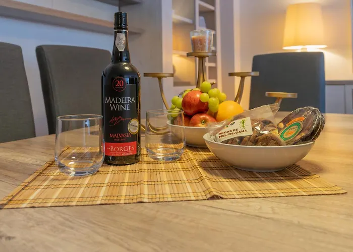 Sao Lucas Com Piscina E Parking No Appartamento